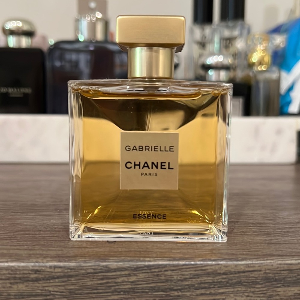 Chanel Gabrielle Essence perfume